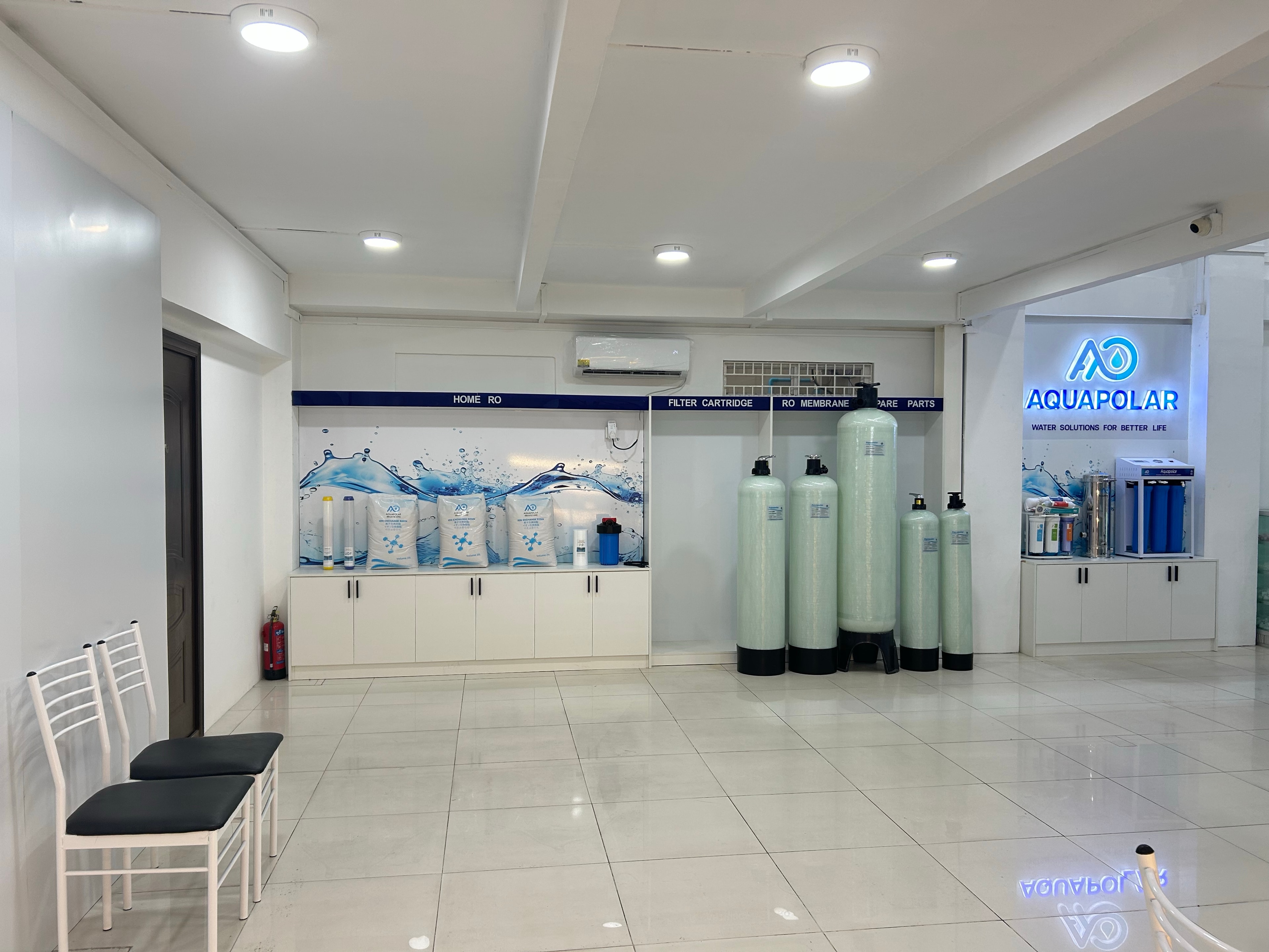 AQUAPOLAR showroom