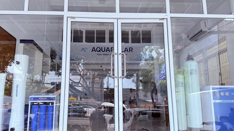Myanmar homeowner planning RO replacement before emergency at the AQUAPOLAR showroom